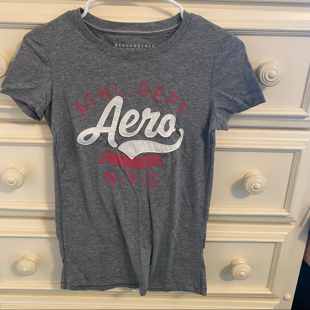 Aeropostale Gray T-Shirt